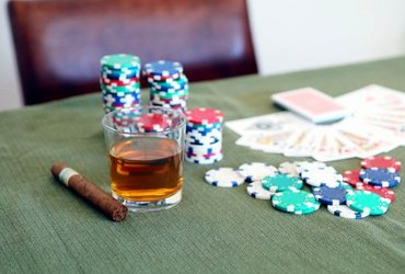 liên hệ 33Win