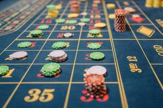 liên hệ 33Win